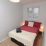 شقة The Red Keep Fab Location - Two Bed - Two Bathrooms -townhouse