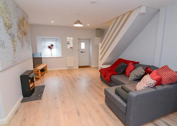 Apartment The Red Keep Fab Location - Two Bed - Two Bathrooms -townhouse *