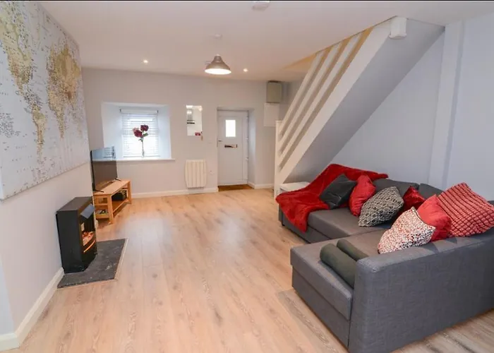 Apartment The Red Keep Fab Location - Two Bed - Two Bathrooms -townhouse *