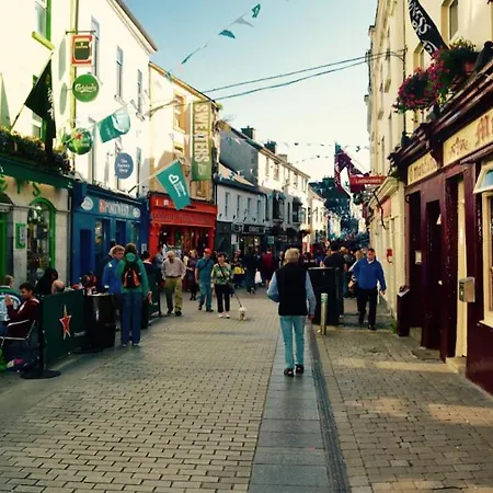 Lägenhet The Red Keep Luxury 2 Bed Townhouse Walk To Eyre Sq Galway