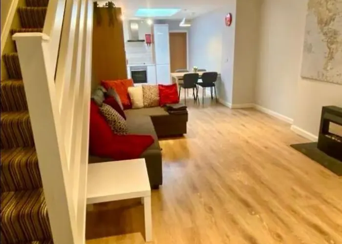 The Red Keep Fab Location - Two Bed - Two Bathrooms -townhouse Apartman *